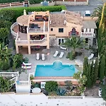 - In Vakantiehuis *