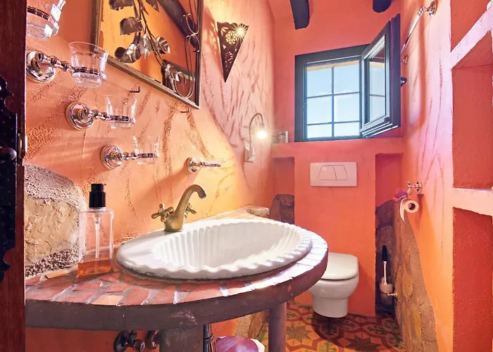 - In בית נופש דניה